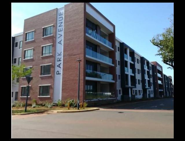 3 BEDROOM FLAT FOR SALE IN UMHLANGA RIDGE